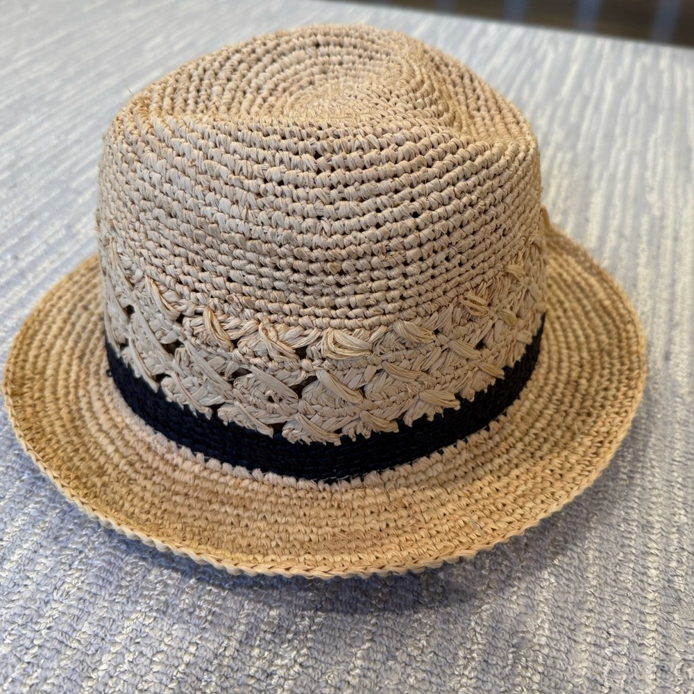 Mar Y Sol Stylish Tan Straw Hat with Navy Band